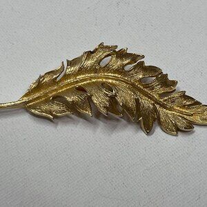 Vintage Gold/Brass Feather Brooch